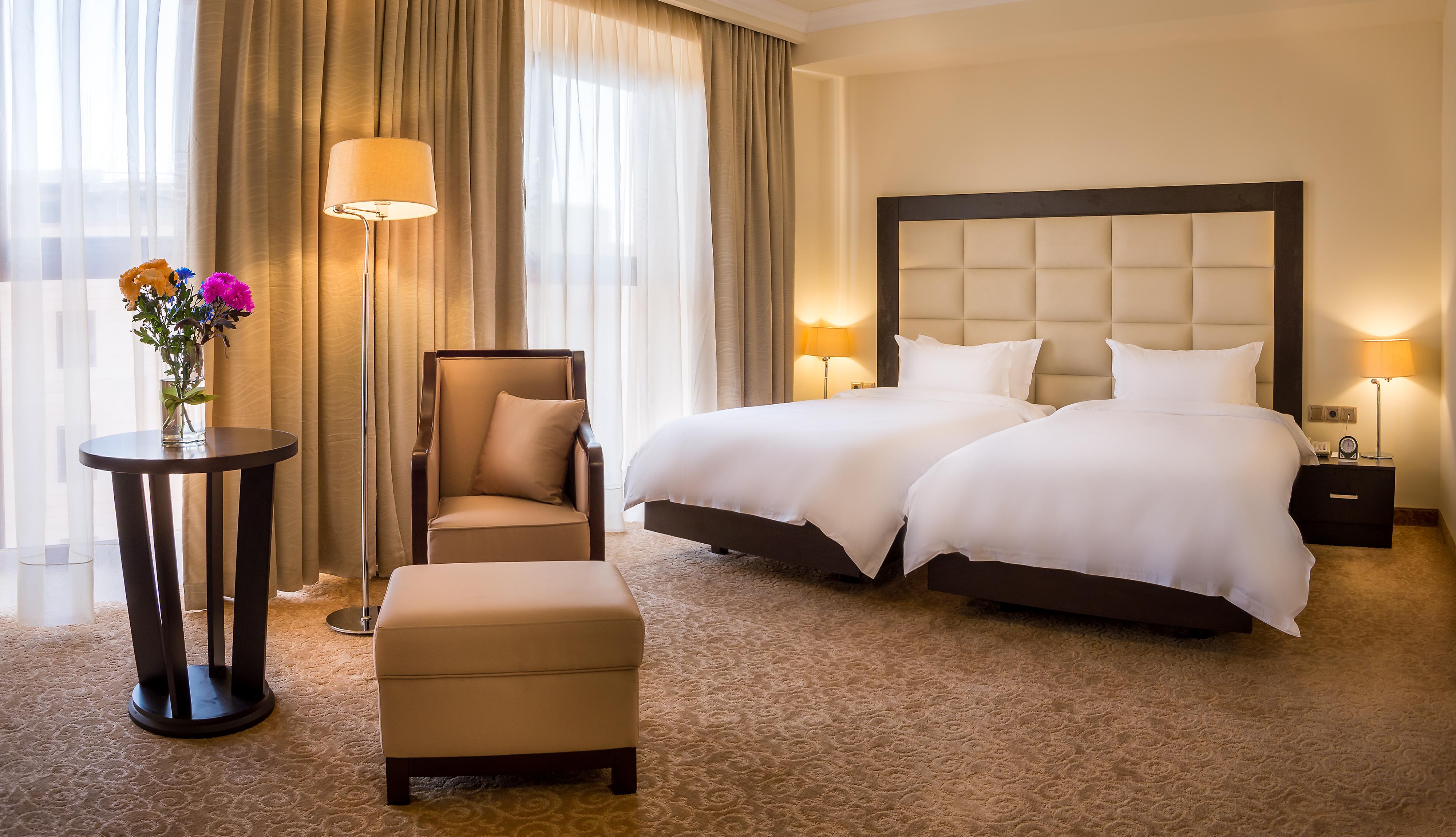 Paris Hotel Yerevan Exterior photo