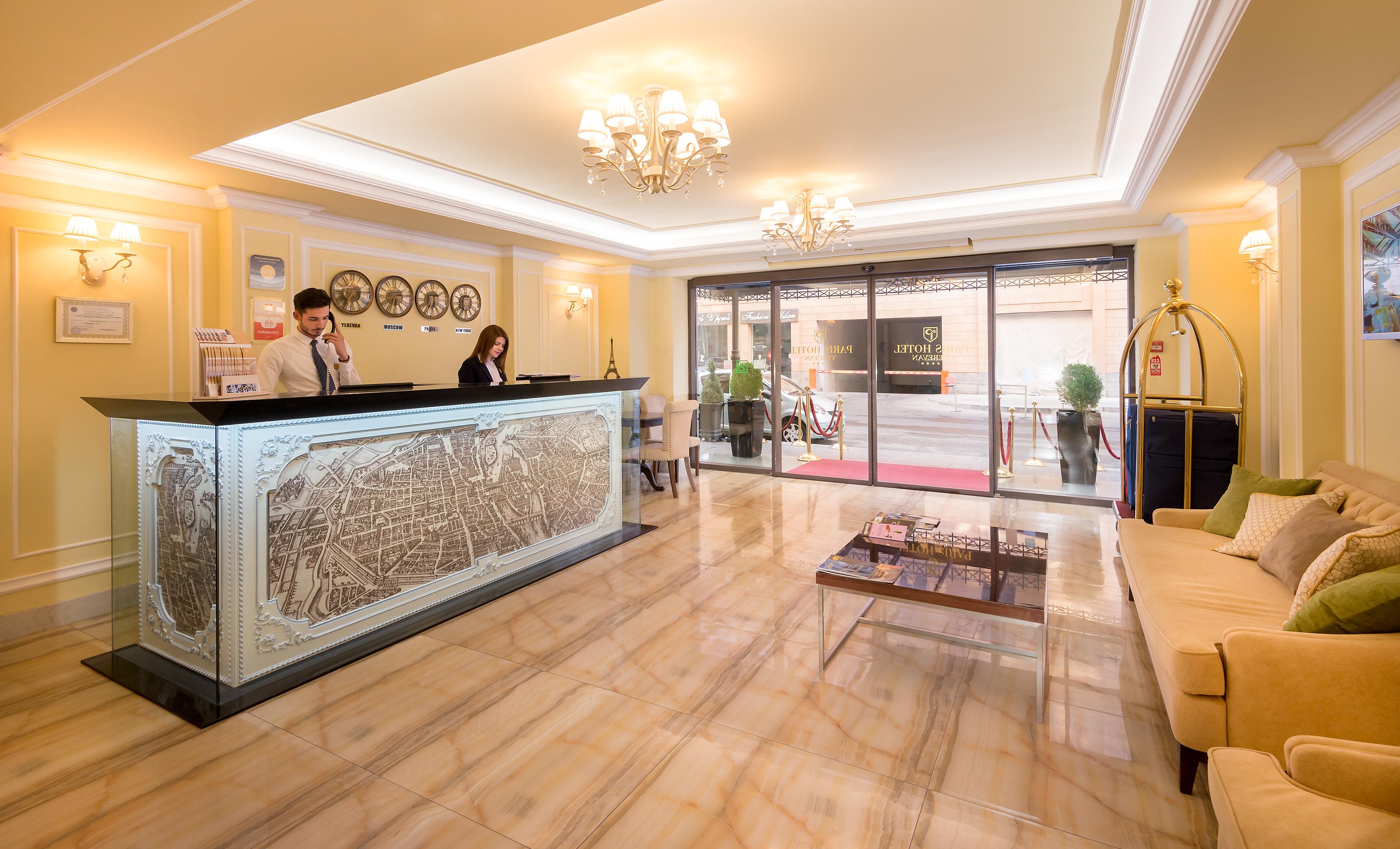 Paris Hotel Yerevan Exterior photo